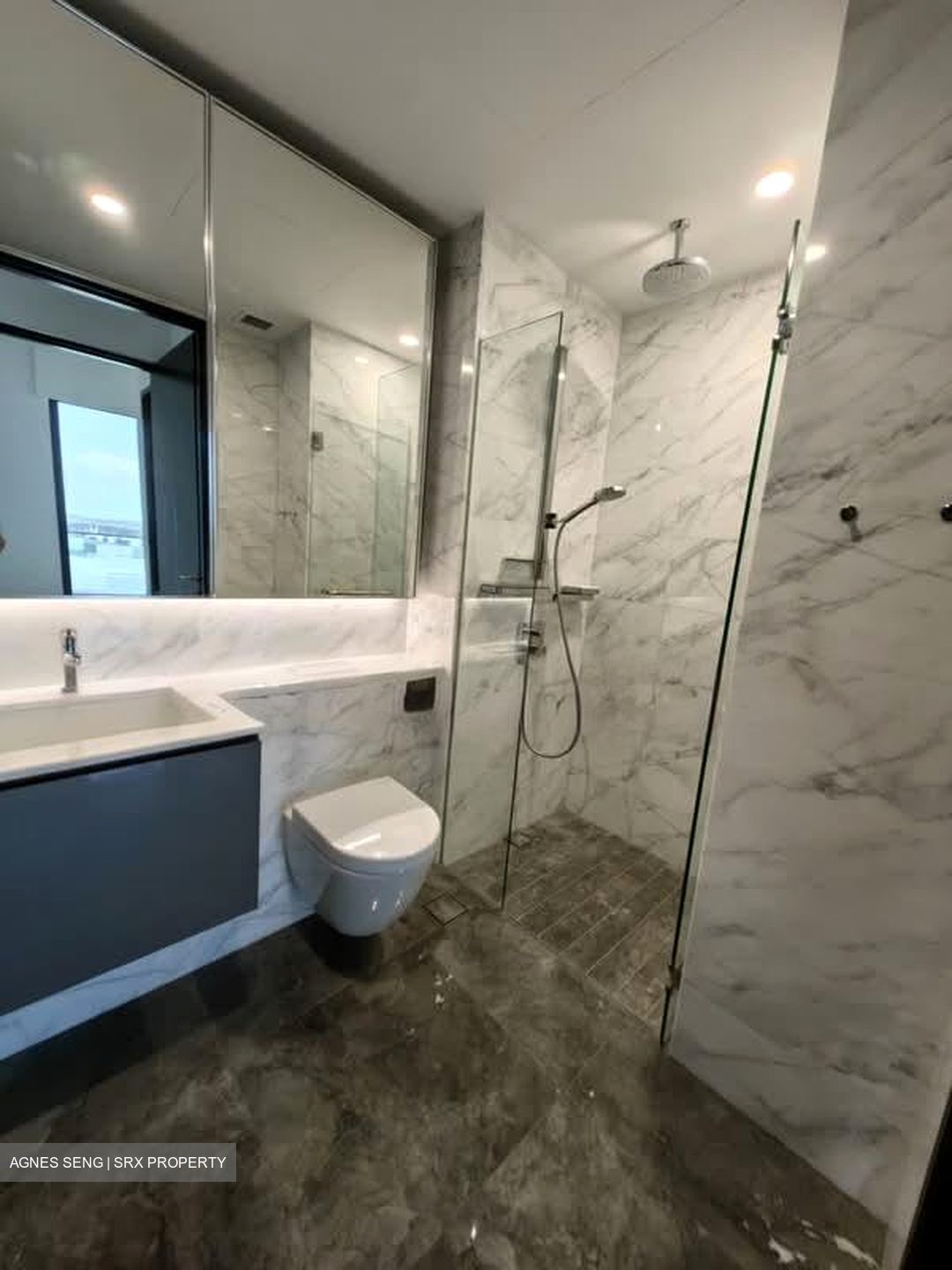 Beach Road (D7), Condominium #587671701